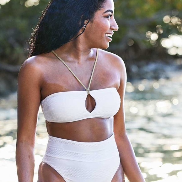 AE Keyhole Bikini Top - Picture 7 of 10